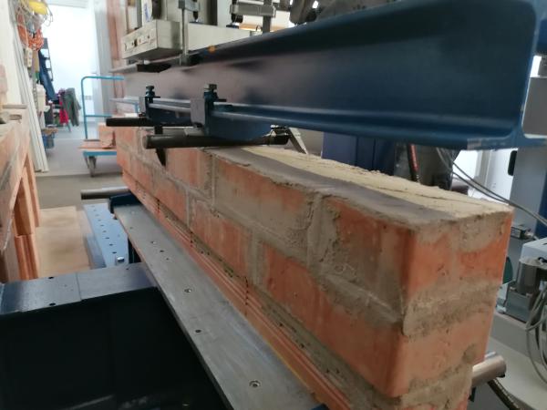 Építőanyagvizsgálatok